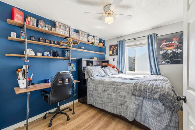 964 N 575 W, Clinton, UT 84015