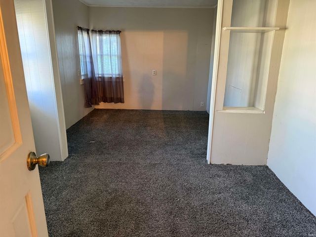 1521 E Lincolnway Way, Mishawaka, IN 46544