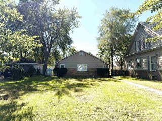 1521 E Lincolnway Way, Mishawaka, IN 46544