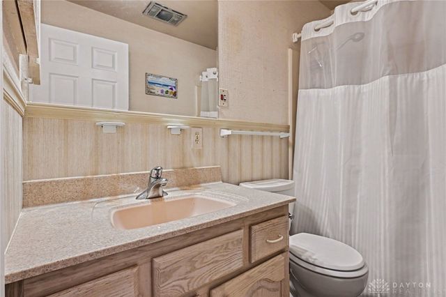 383 Zimmer Drive, Fairborn, OH 45324