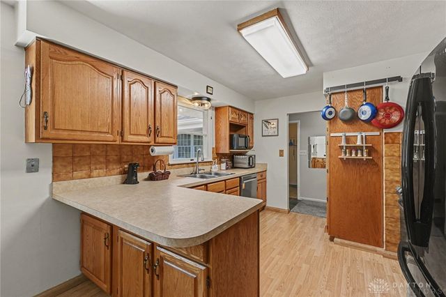 383 Zimmer Drive, Fairborn, OH 45324
