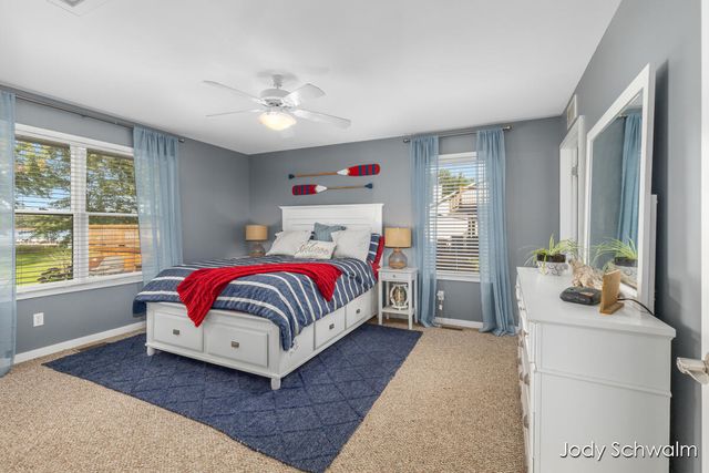 7121 Hass Drive NE, Comstock Park, MI 49321