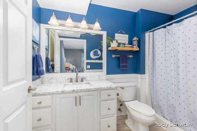 7121 Hass Drive NE, Comstock Park, MI 49321
