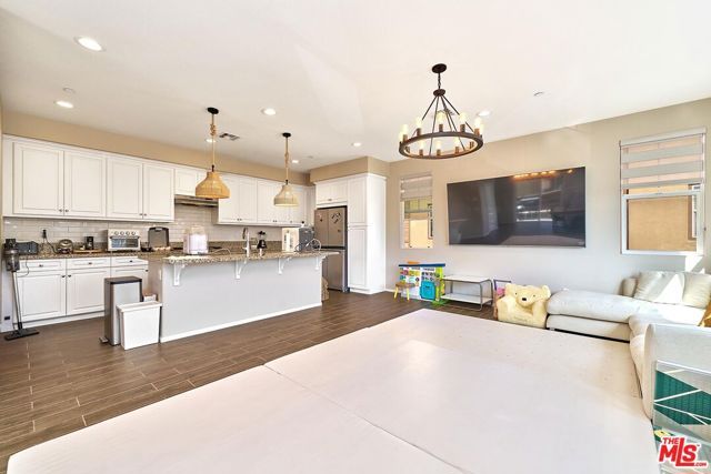 7396 Solstice Place, Rancho Cucamonga, CA 91739