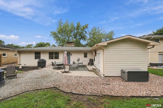 3016 Prairie Road, Lincoln, NE 68056