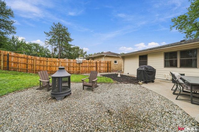 3016 Prairie Road, Lincoln, NE 68056