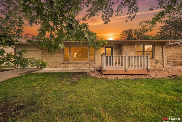 3016 Prairie Road, Lincoln, NE 68056