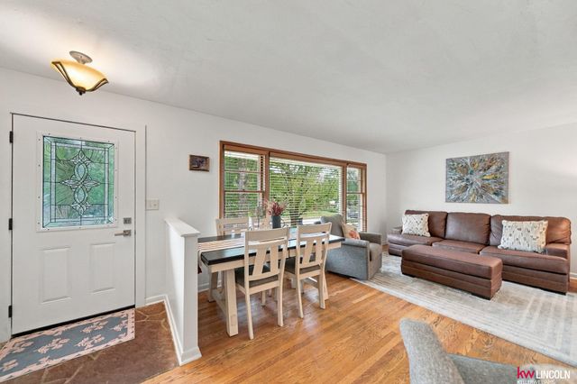 3016 Prairie Road, Lincoln, NE 68056