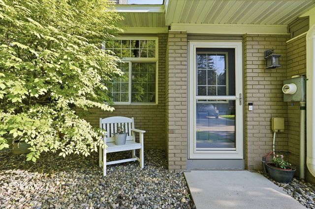 18091 Settlers Way, Eden Prairie, MN 55347