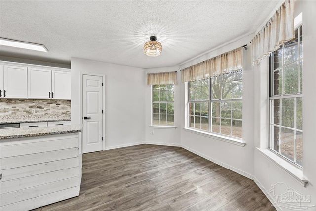 3905 Deerwood Cir, Pace, FL 32571