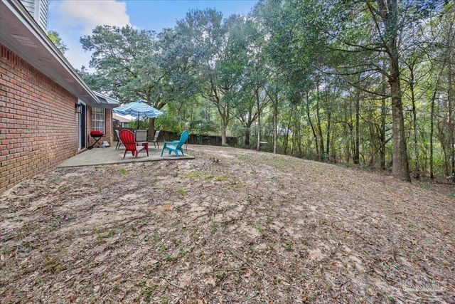 3905 Deerwood Cir, Pace, FL 32571