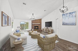 3905 Deerwood Cir, Pace, FL 32571