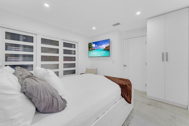 8024 Copenhagen Way, Boca Raton, FL 33434