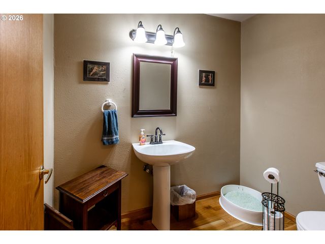 2660 BOWMONT Dr, Eugene, OR 97405