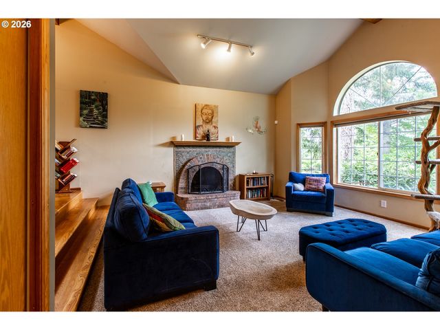 2660 BOWMONT Dr, Eugene, OR 97405