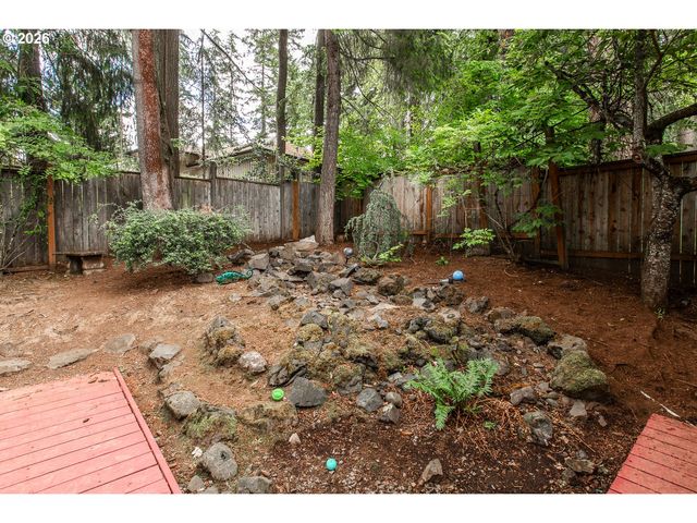 2660 BOWMONT Dr, Eugene, OR 97405