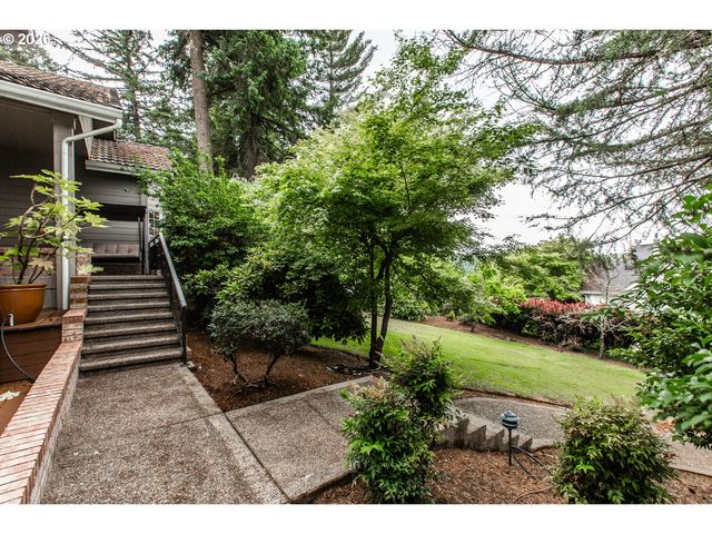 2660 BOWMONT Dr, Eugene, OR 97405