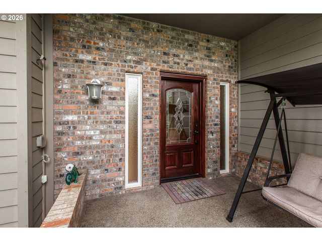 2660 BOWMONT Dr, Eugene, OR 97405