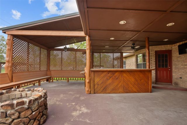 22916 E Martin Drive, Porter, TX 77365