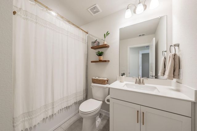 2725 Henson Lane, Garland, TX 75040