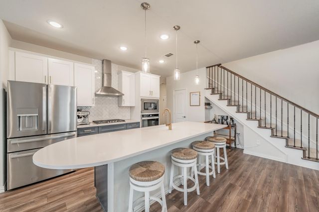 2725 Henson Lane, Garland, TX 75040