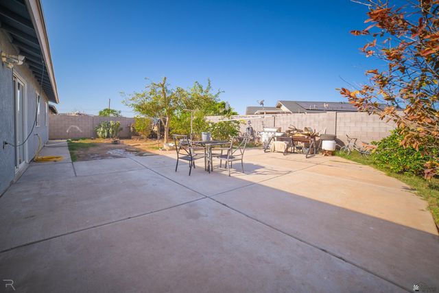 862 W Patricia St, Somerton, AZ 85350