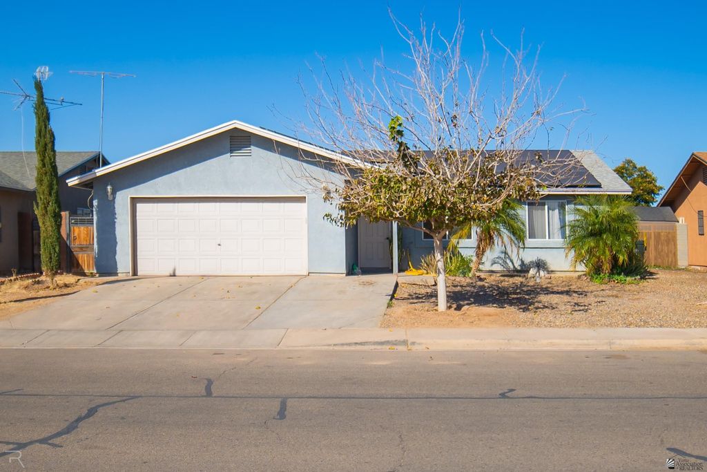 862 W Patricia St, Somerton, AZ 85350