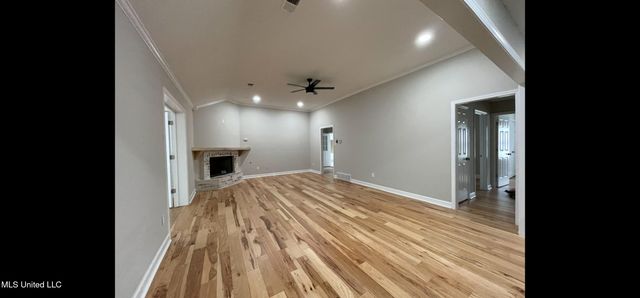 9004 Lakeside Cove, Olive Branch, MS 38654