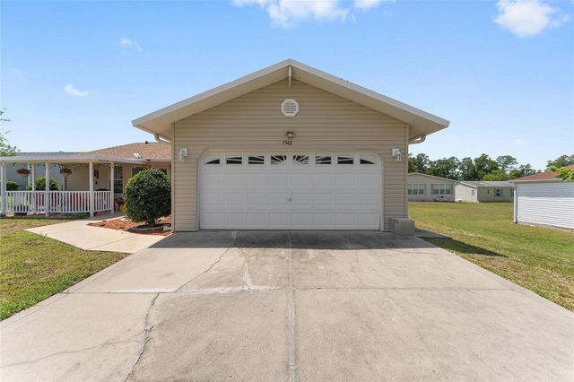 7942 SW 6TH PLACE, Ocala, FL 34474
