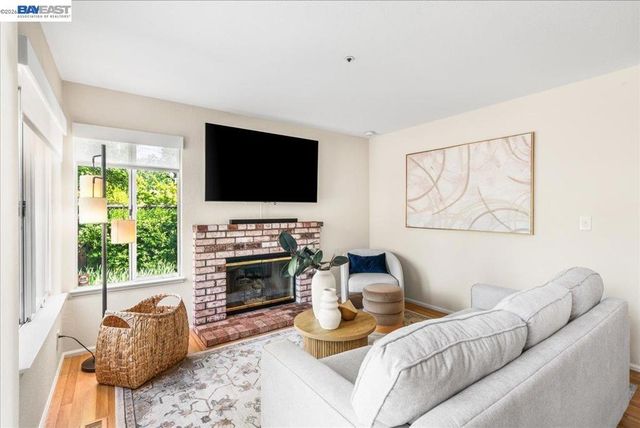 679 Jeannie Way, Livermore, CA 94550