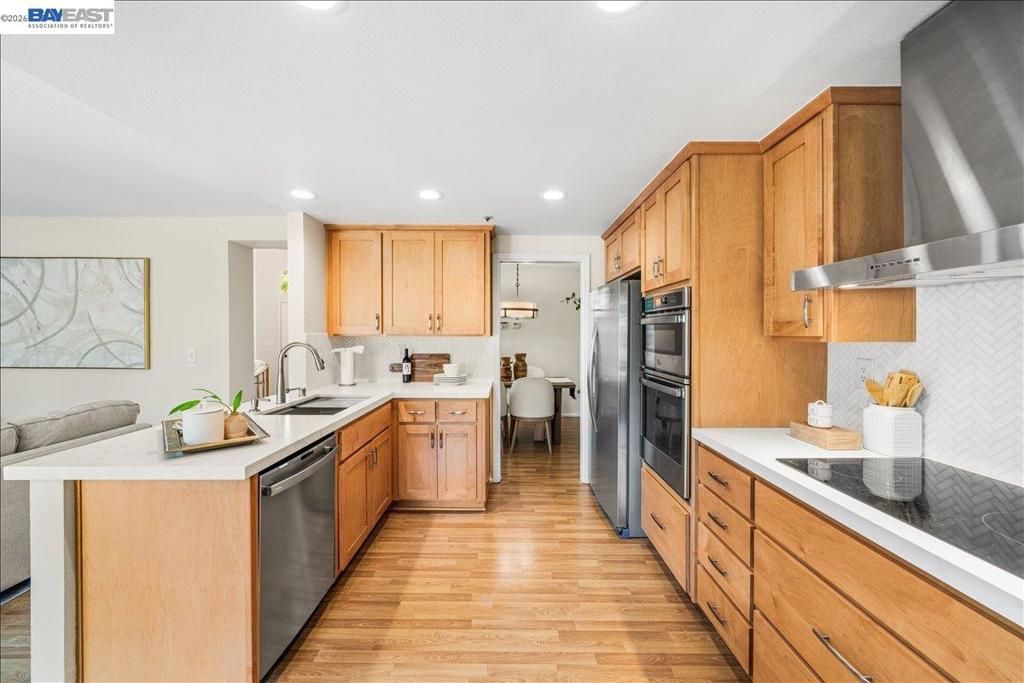 Image 12 of property listing at 679 Jeannie Way, Livermore, CA 94550