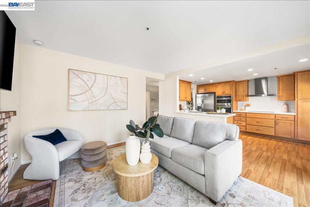 Image 17 of property listing at 679 Jeannie Way, Livermore, CA 94550