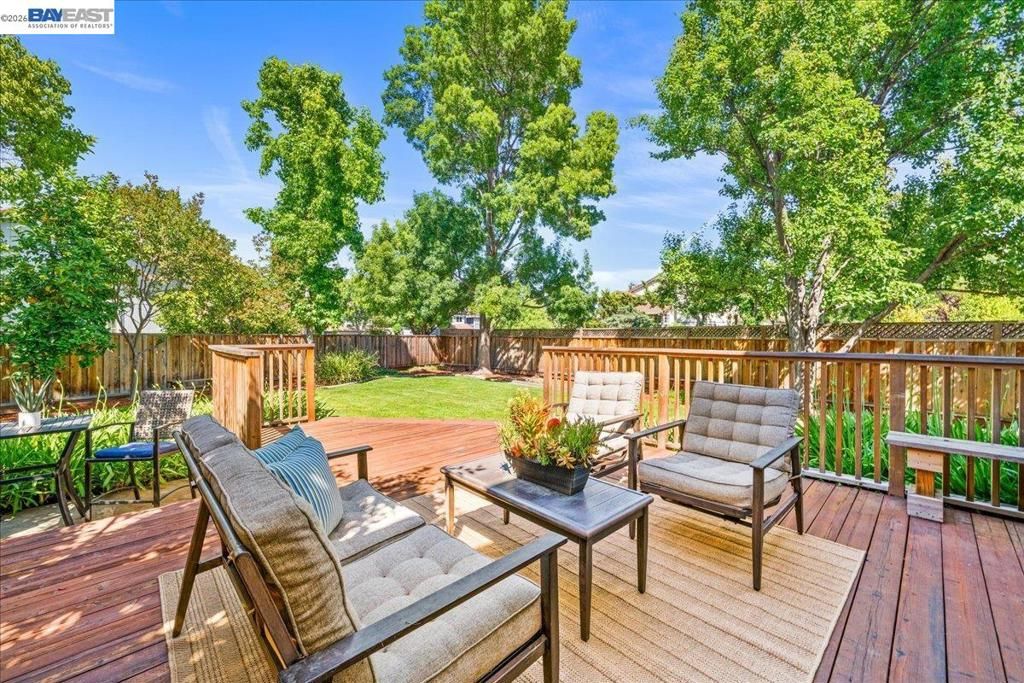 Image 2 of property listing at 679 Jeannie Way, Livermore, CA 94550