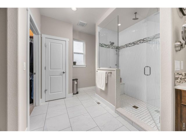 3804 Golden Eagle Dr, Dacono, CO 80514