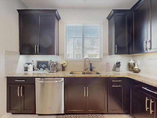 2609 EGRET SHORES DRIVE, Orlando, FL 32825