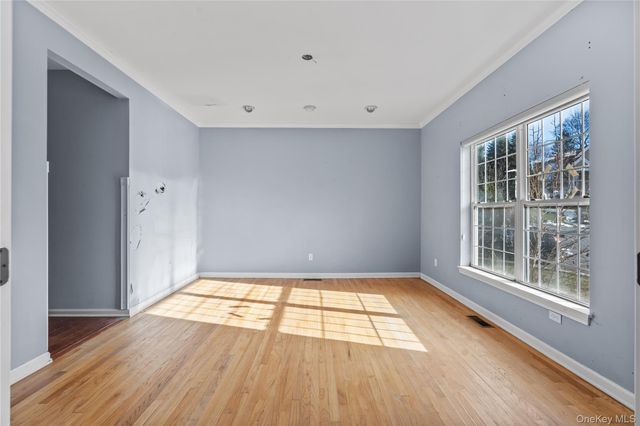 2 Bridle Way, Pawling, NY 12564