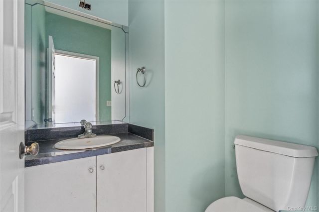 2 Bridle Way, Pawling, NY 12564