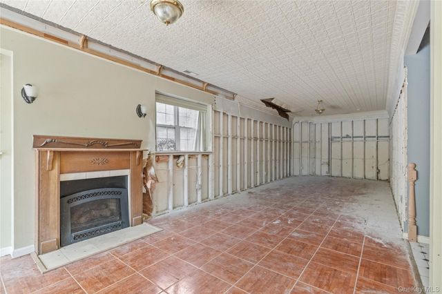 2 Bridle Way, Pawling, NY 12564