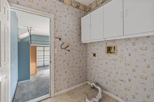 2 Bridle Way, Pawling, NY 12564