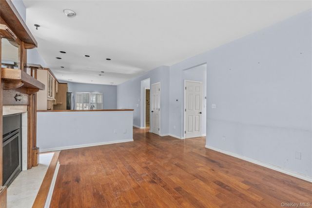 2 Bridle Way, Pawling, NY 12564