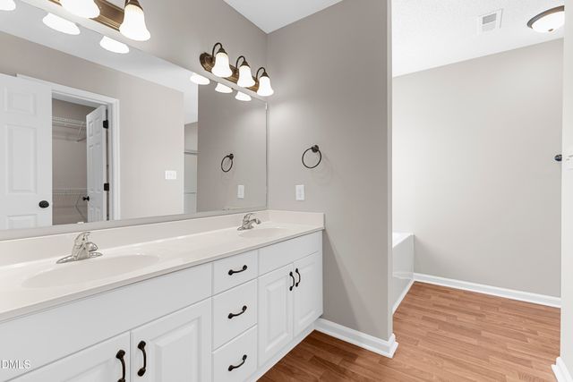 103 Chadbury Drive, Dunn, NC 28334