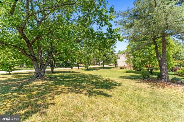 11301 BEAUCLAIRE BLVD, Fredericksburg, VA 22408