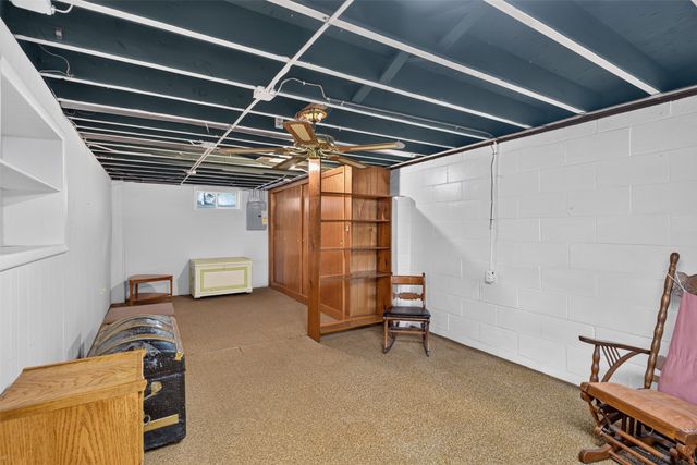 940 NE 51st Avenue, Des Moines, IA 50313