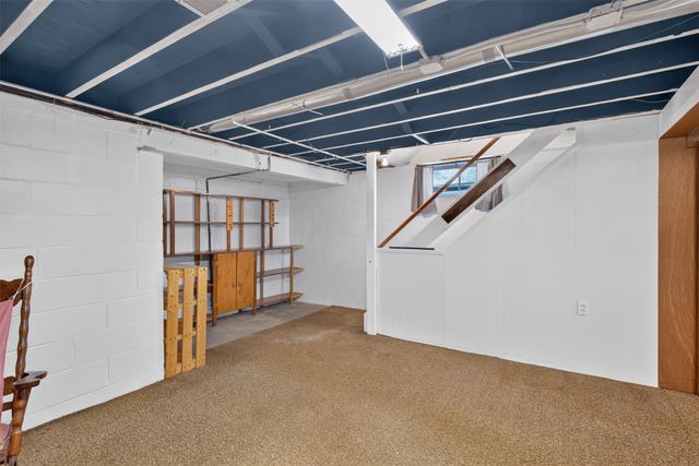 940 NE 51st Avenue, Des Moines, IA 50313