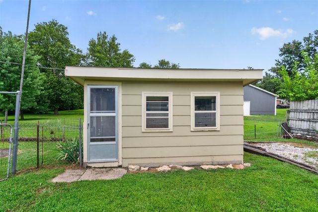 940 NE 51st Avenue, Des Moines, IA 50313