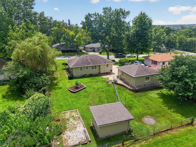 940 NE 51st Avenue, Des Moines, IA 50313