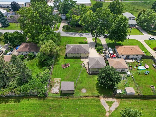 940 NE 51st Avenue, Des Moines, IA 50313