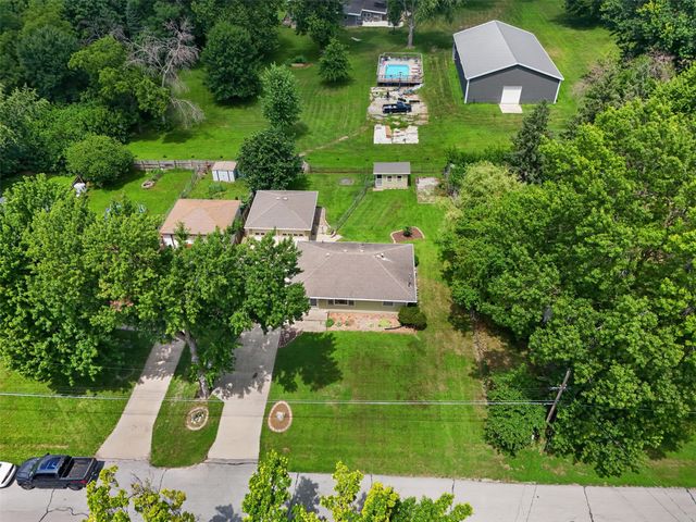 940 NE 51st Avenue, Des Moines, IA 50313