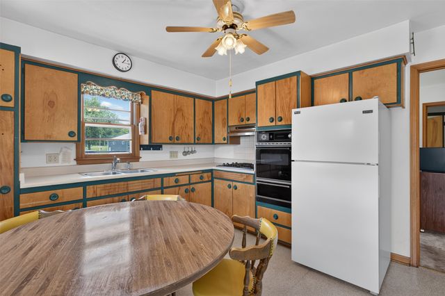 940 NE 51st Avenue, Des Moines, IA 50313