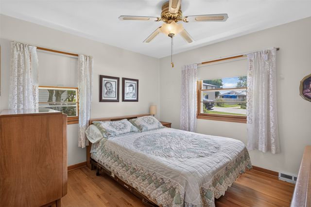 940 NE 51st Avenue, Des Moines, IA 50313